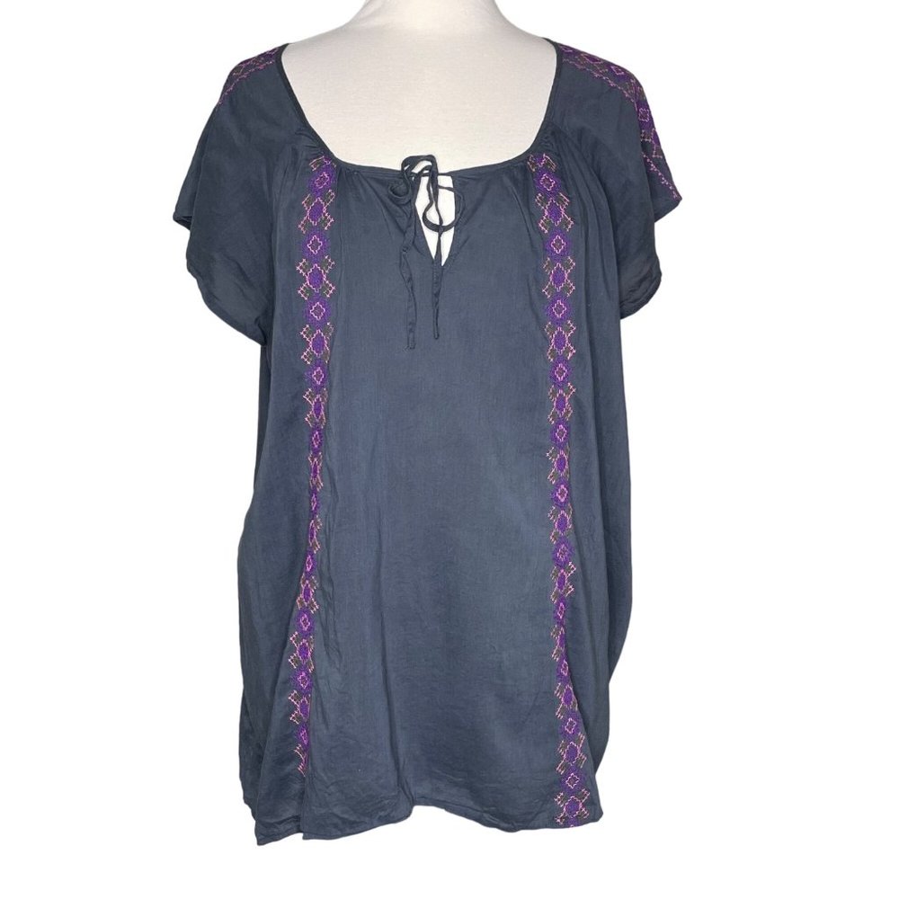 Old Navy XXL cross stitch tunic gray